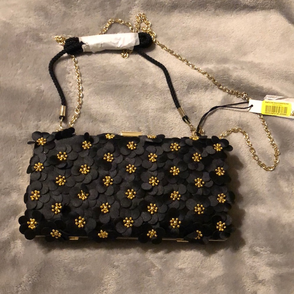 New with tags Kate Landry clutch.
